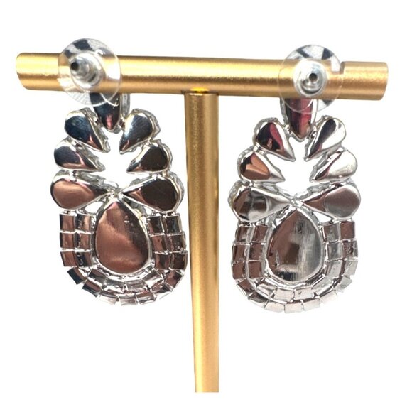 2/$24 Elegant Vintage Crystal Statement Earrings NWT - Picture 5 of 7